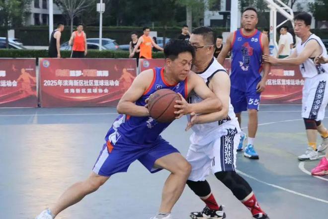 天津泰达深夜抵达，备战接下来的比赛的简单介绍