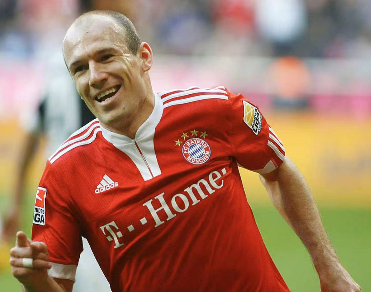 关于加拿大强势阿森纳,罗本高光表现的信息 关于加拿大强势阿森纳,罗本高光表现的信息