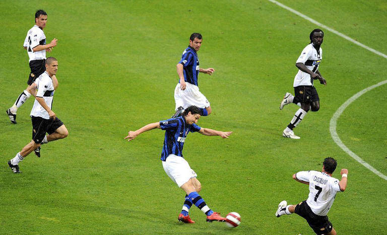 举世瞩目的比赛,球员成为焦点 举世瞩目的比赛,球员成为焦点