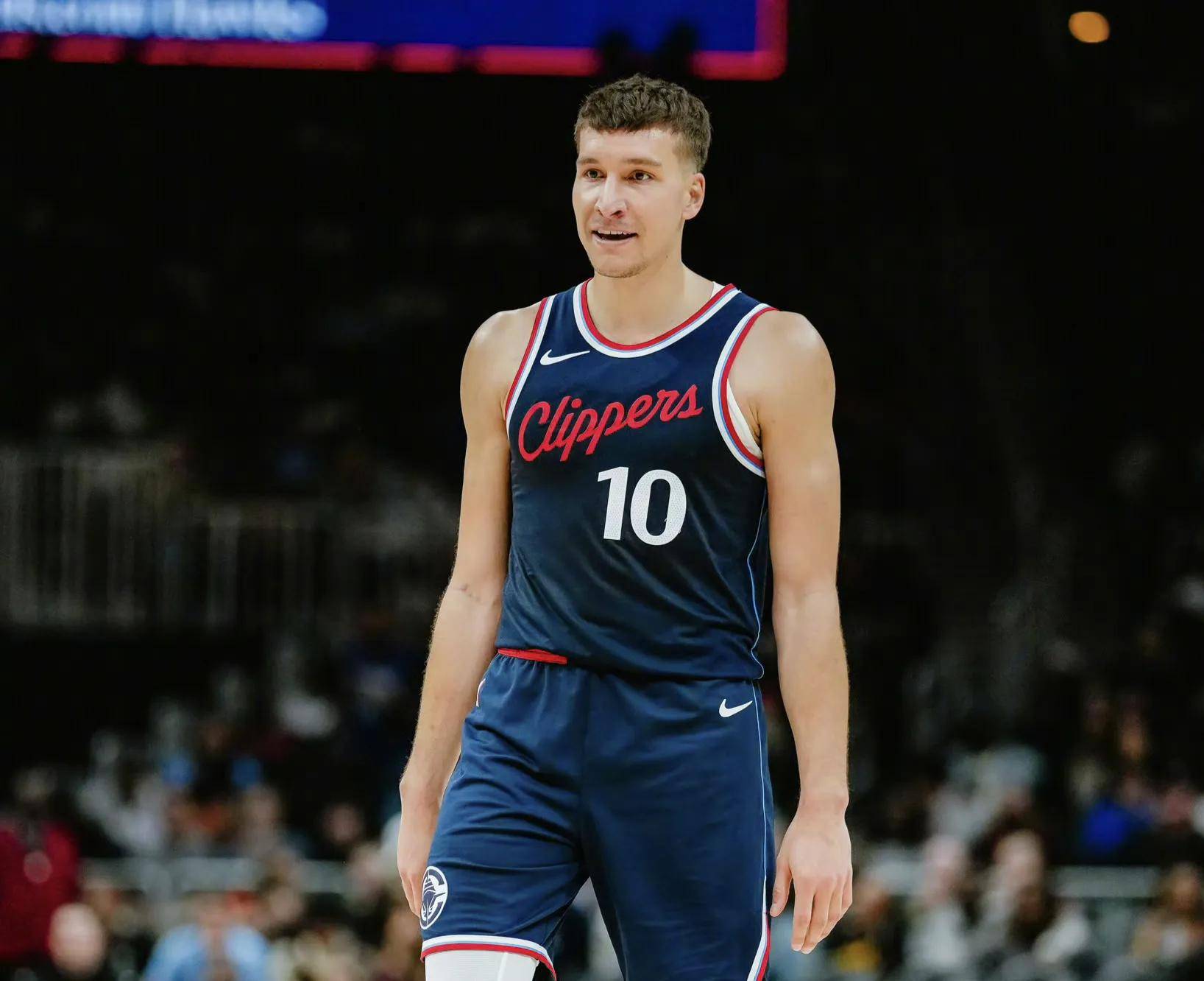 快船主场力克老鹰，保持斩获十连胜不败纪录