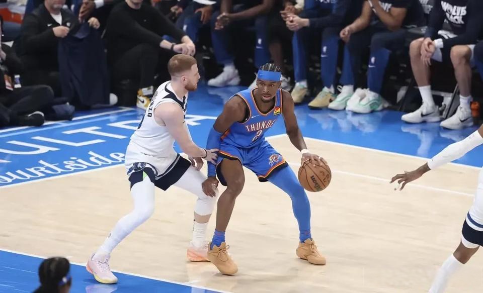 骑士逆转森林狼,终结两连败 骑士逆转森林狼,终结两连败