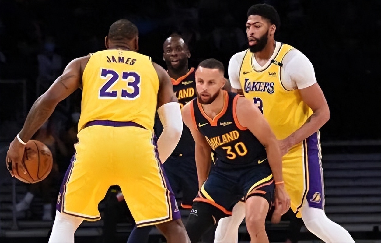 湖人再胜小牛,詹皇再献22+10 湖人再胜小牛,詹皇再献22+10