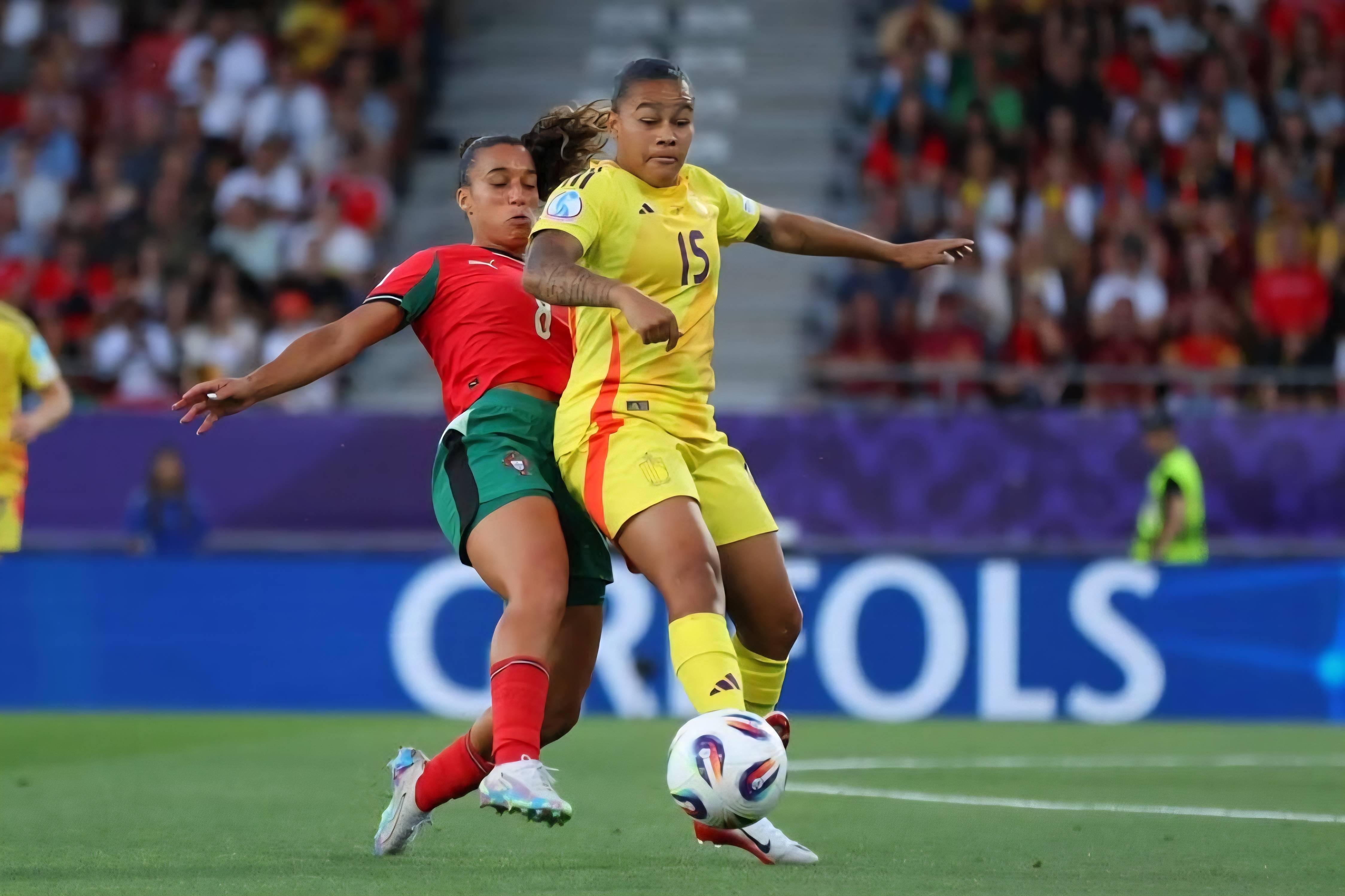 葡萄牙队完胜日本队,奥恰洛夫带队取胜 葡萄牙队完胜日本队,奥恰洛夫带队取胜